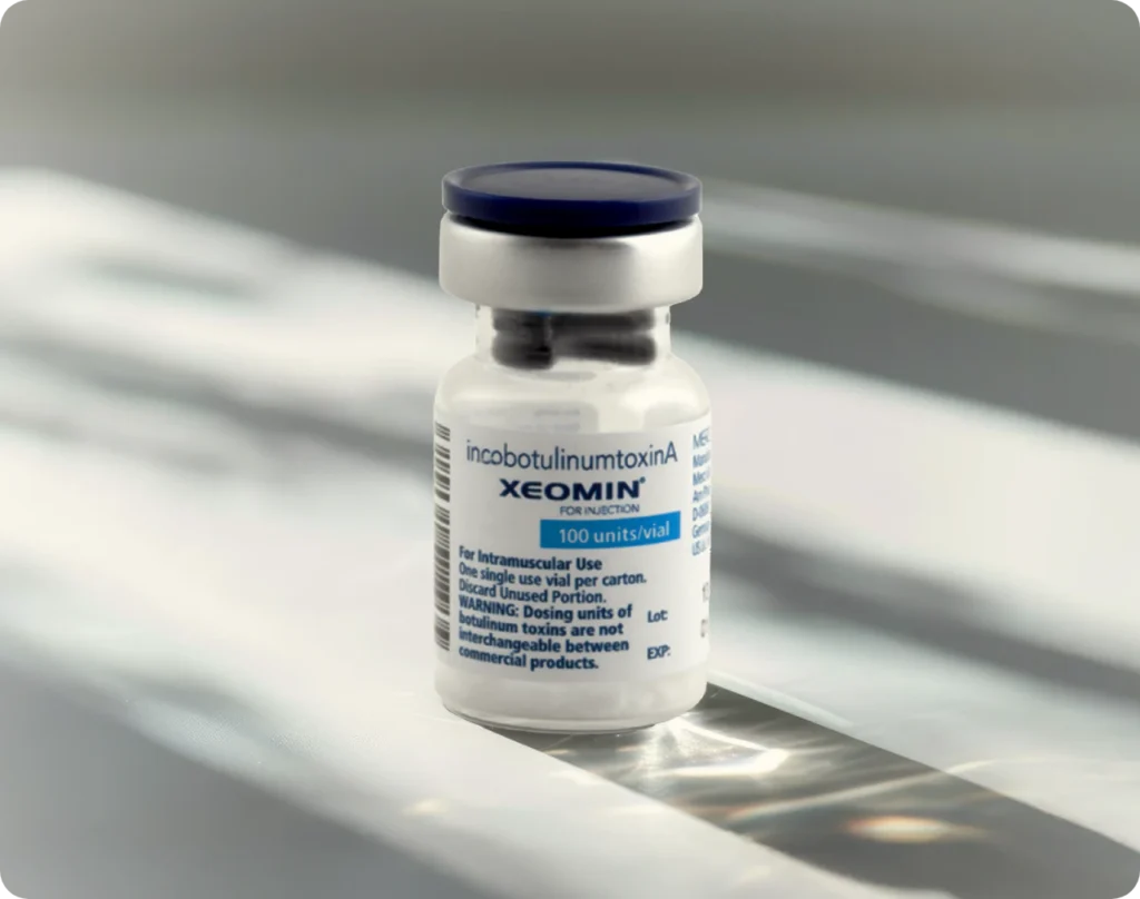 Vial of 100 units of XEOMIN.